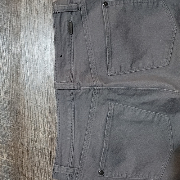 Gently Loved like new grey straight cut jeans by Nicole Miller original size 4 - Picture 7 of 8